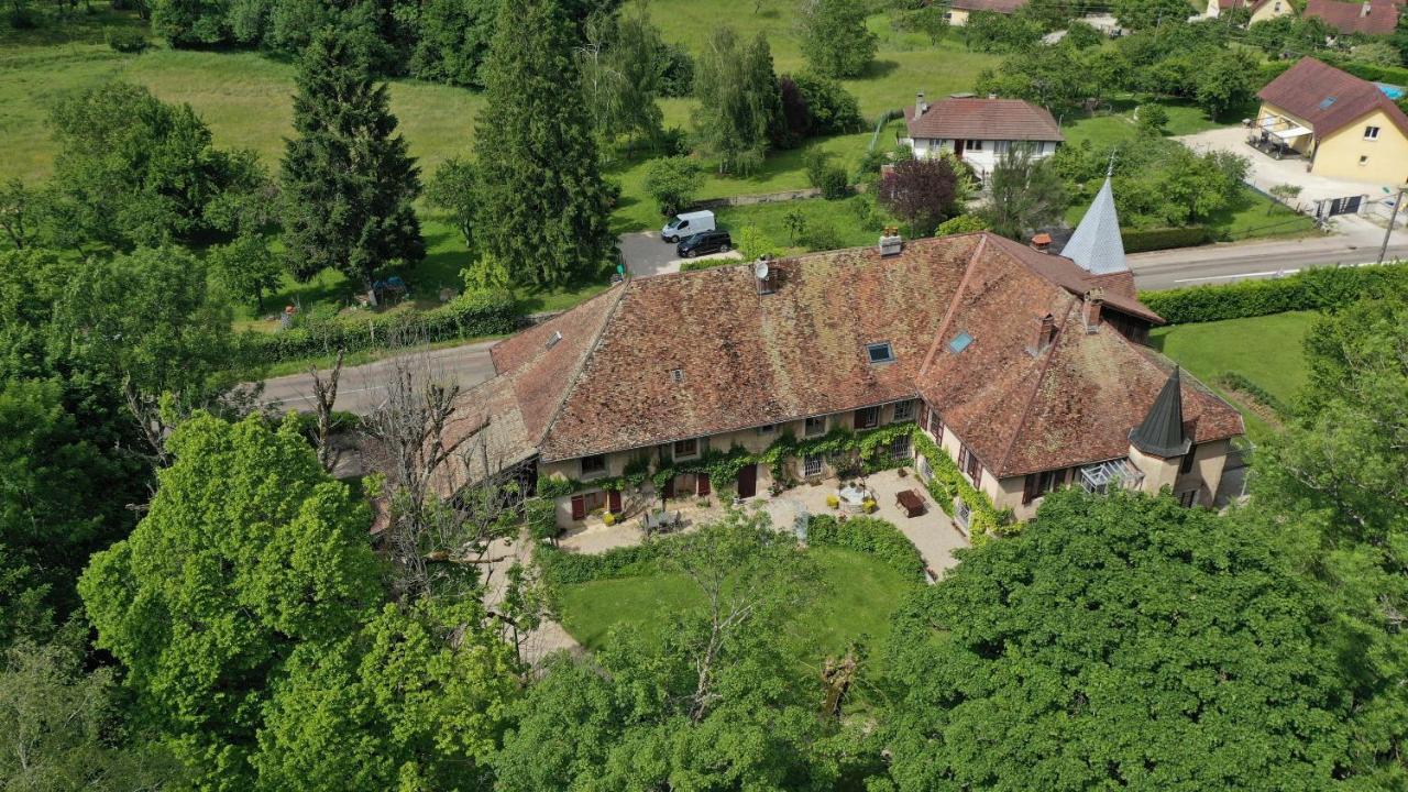 Domaine De Bellevue Du Mont Poupet Hébergement de vacances Marnoz